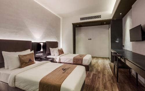 Euphoria Hotel