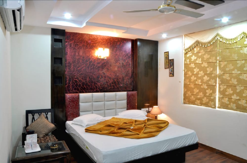 Hotel MEM International