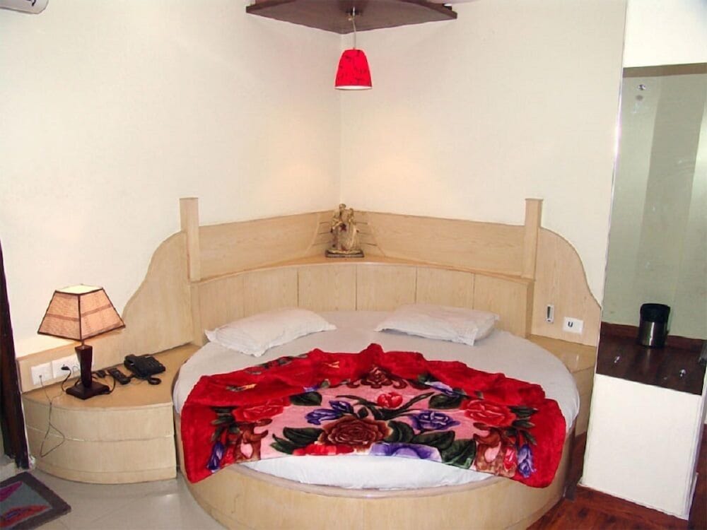 Hotel MEM International