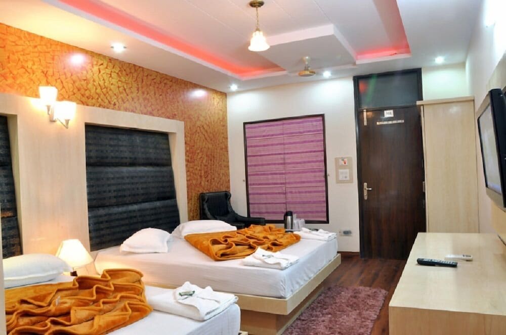Hotel MEM International