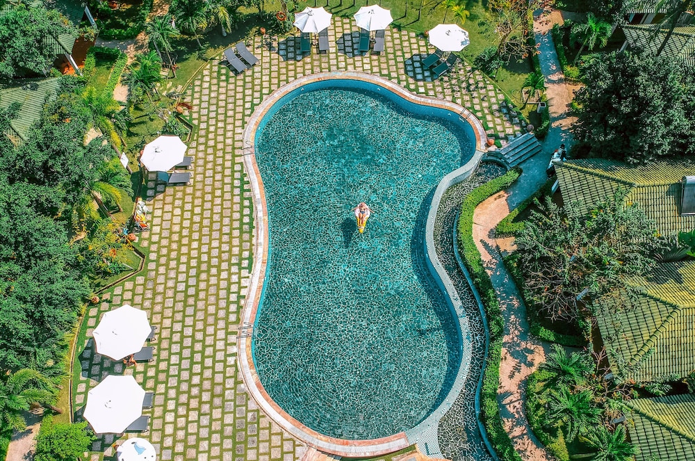 Famiana Green Villa