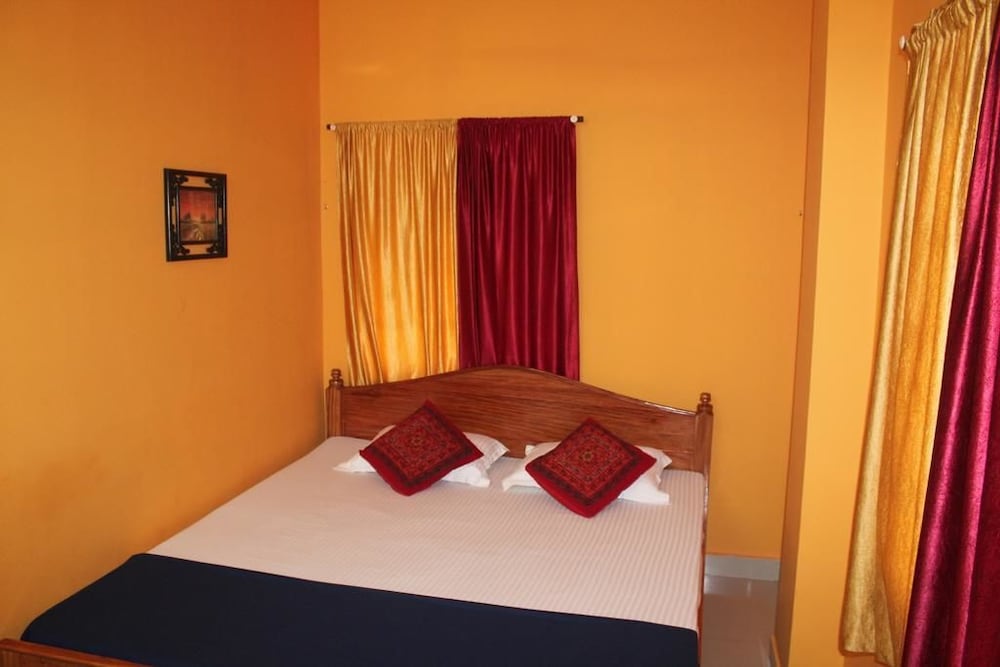 AASHIAANAA RESIDENCY INN