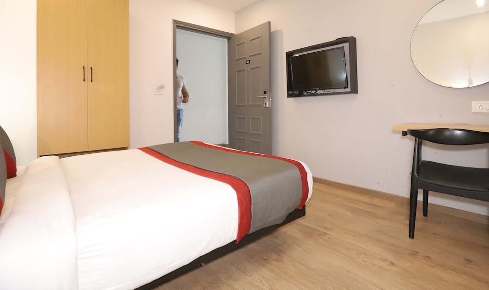 Hotel IP Residency Anand Vihar