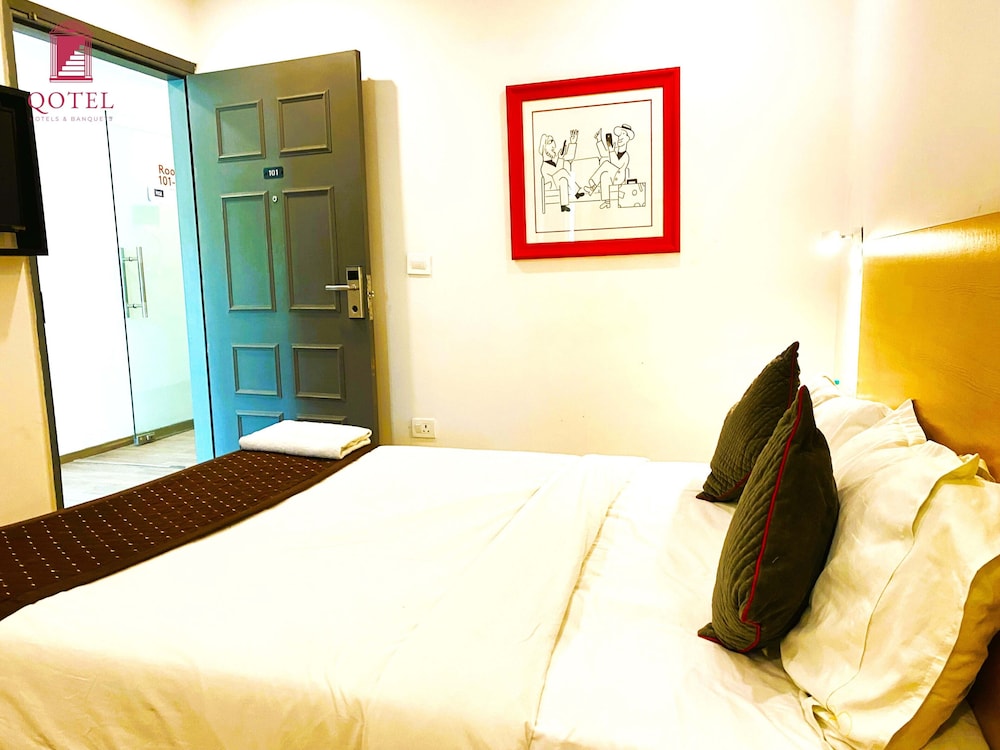 Hotel IP Residency Anand Vihar