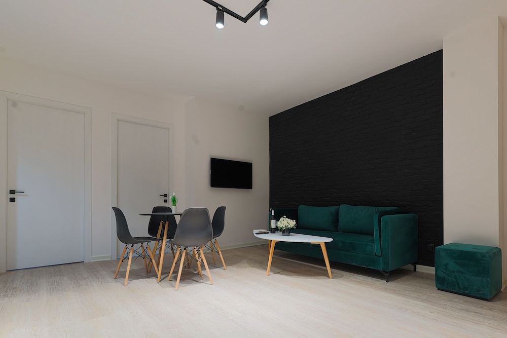 Welcome Republic Square Apartments