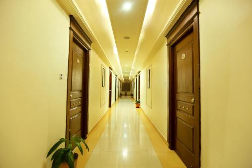 HOTEL SITARA GRAND - KPHB
