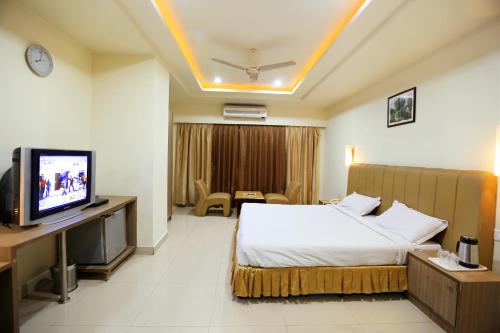HOTEL SITARA GRAND - KPHB