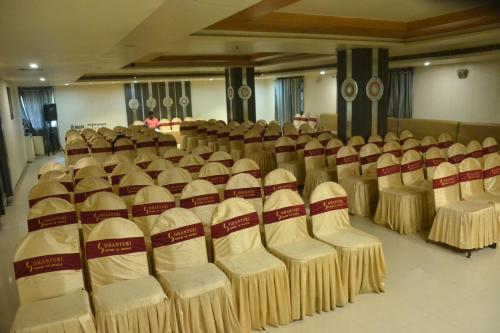 HOTEL SITARA GRAND - KPHB