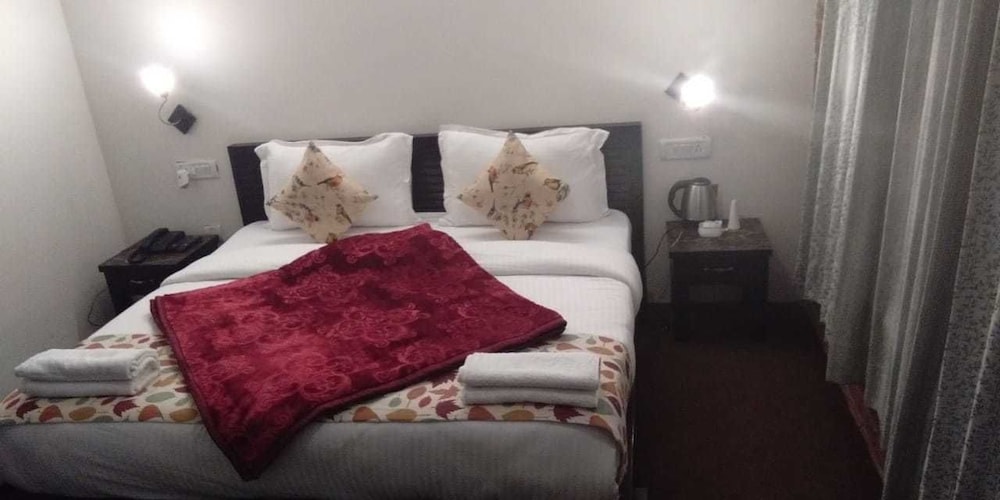 Hotel Aranya Virasat