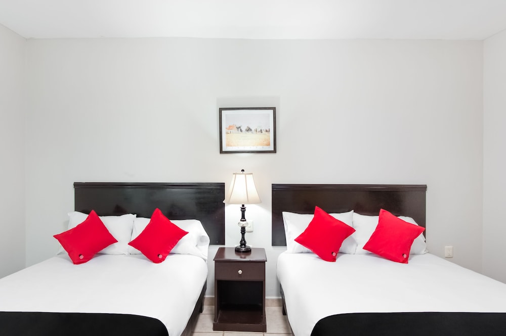 Boca Inn Hotel and Suites