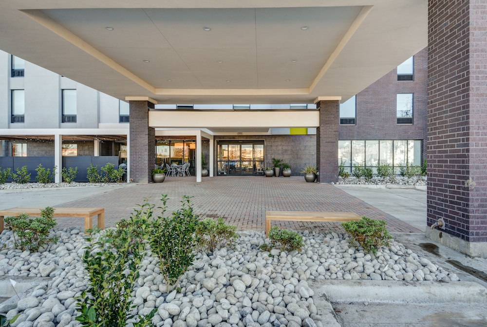 Home2 Suites by Hilton Irving / DFW Airport North