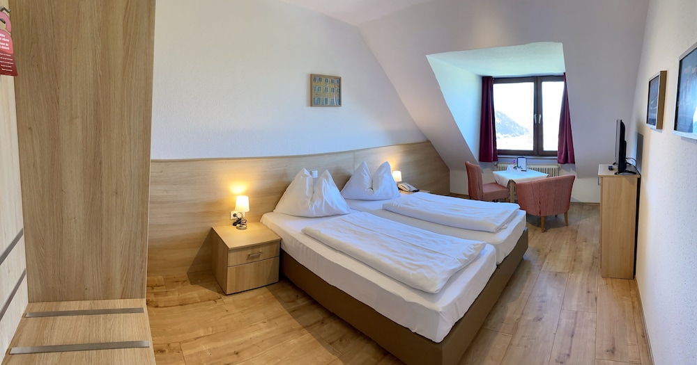 Hotel Schöne Aussicht