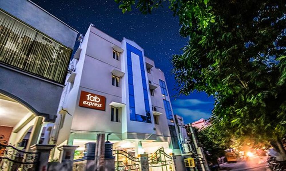 FabHotel Aditya Yatri Nivas