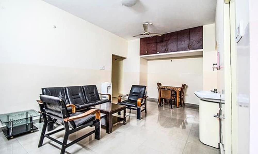 FabHotel Aditya Yatri Nivas