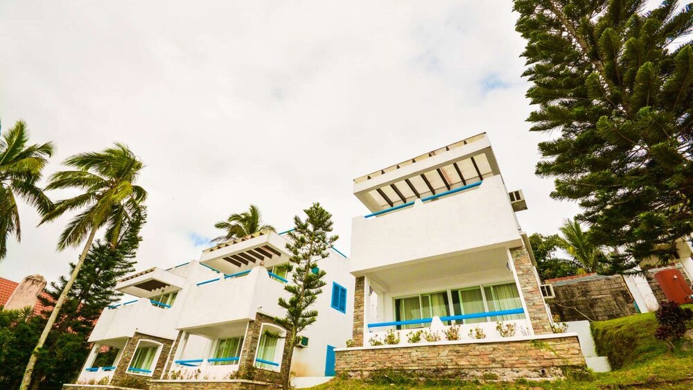 Estancia Resort Hotel
