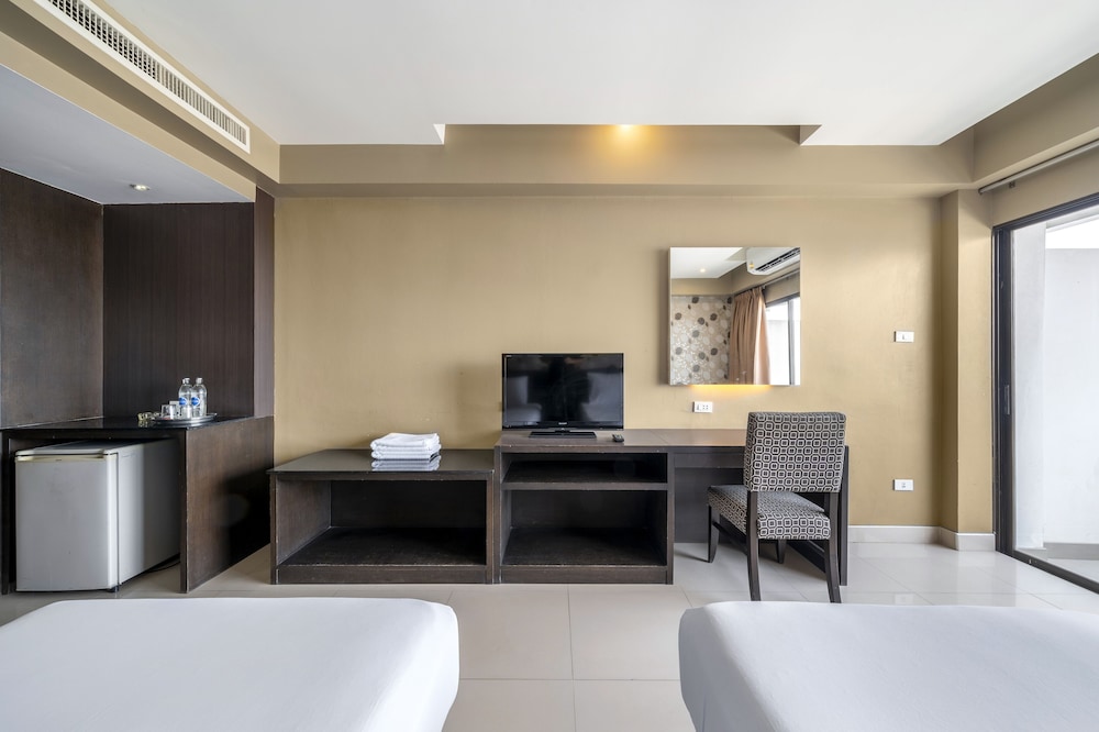 Welcome Plaza Hotel