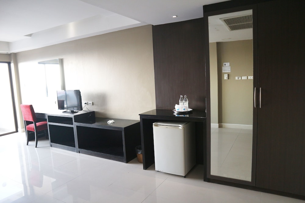 Welcome Plaza Hotel