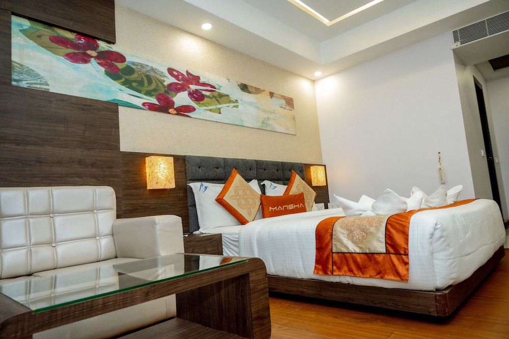 Hotel Mansha Regency