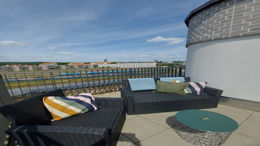 Holiday Inn - the niu Sparrow Regensburg By IHG