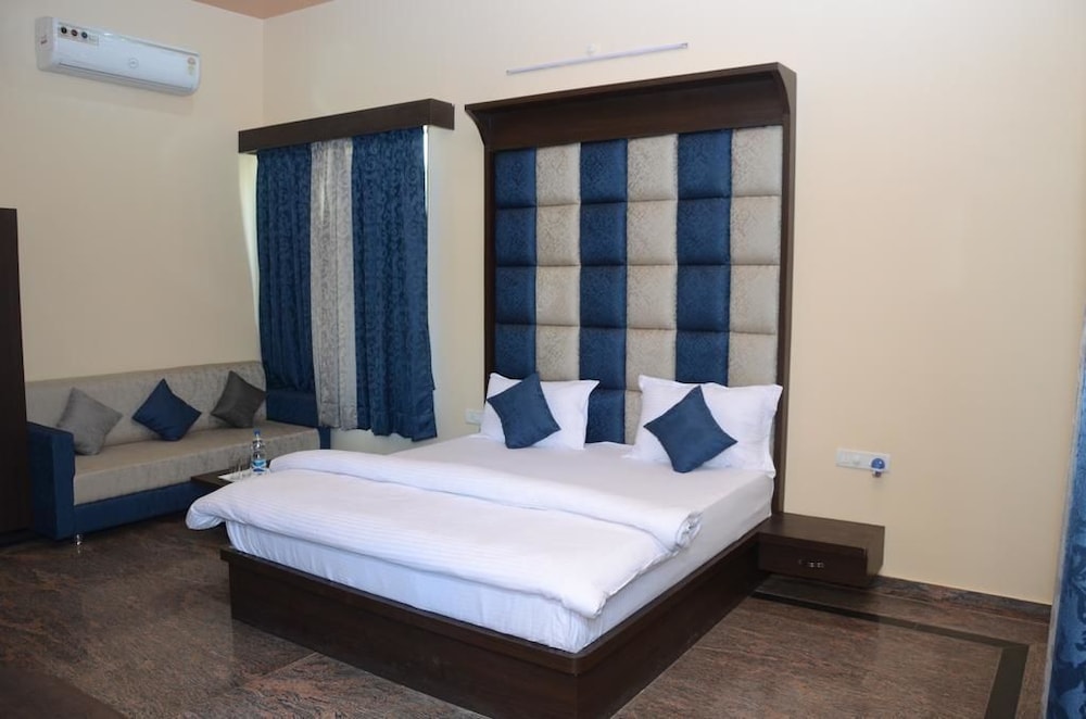 Chitrakoot Garden And Resorts Pushkar