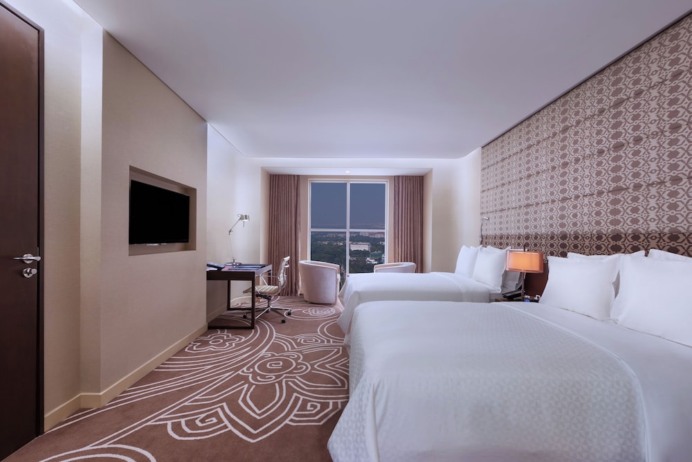 Crowne Plaza Dhaka Gulshan by IHG