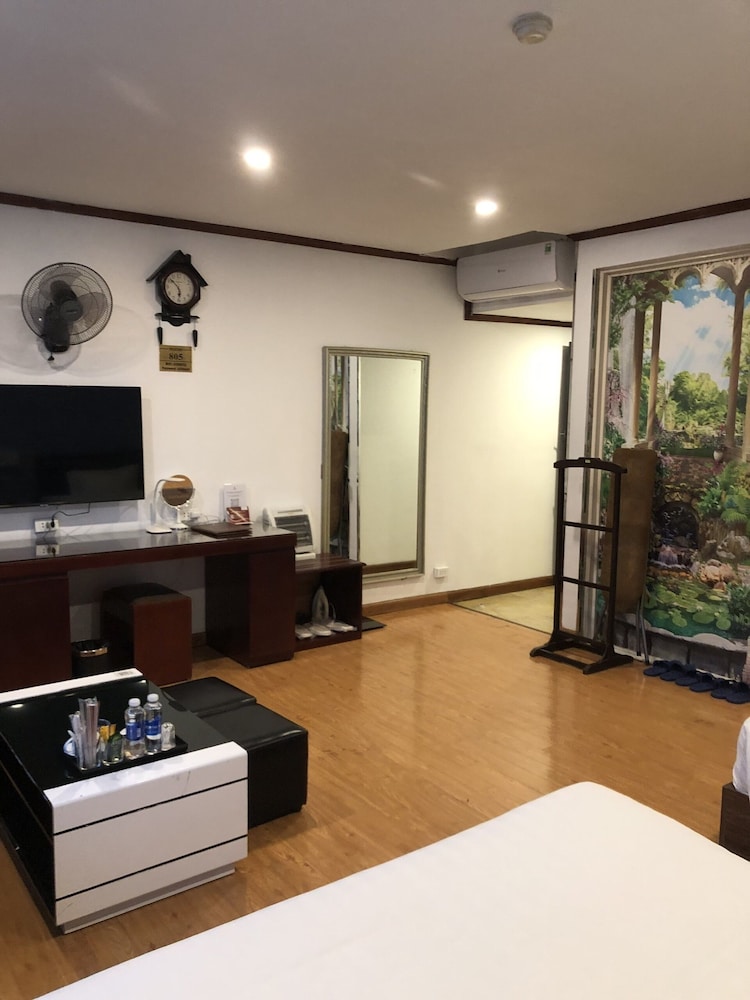 A25 Hotel - 12 Ngo Sy Lien