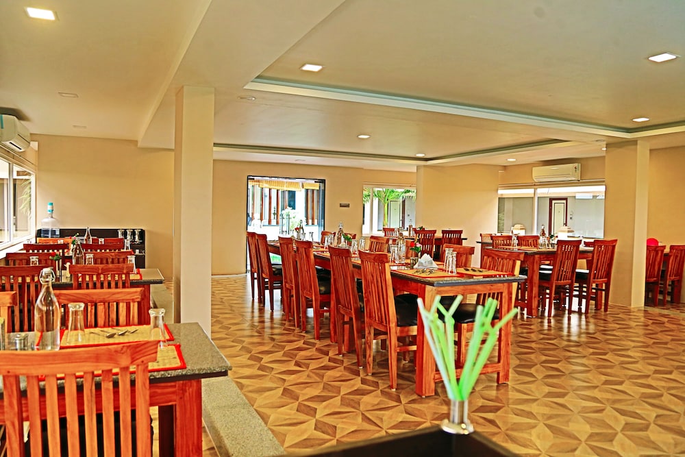 Athena Hotel - Agam Group Of Hotels