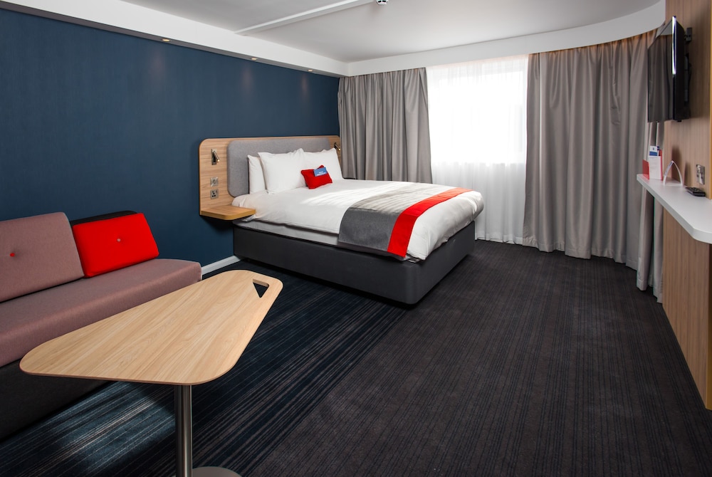 Holiday Inn Express Portsmouth - North by IHG