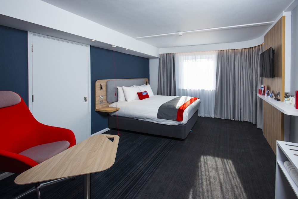 Holiday Inn Express Portsmouth - North by IHG