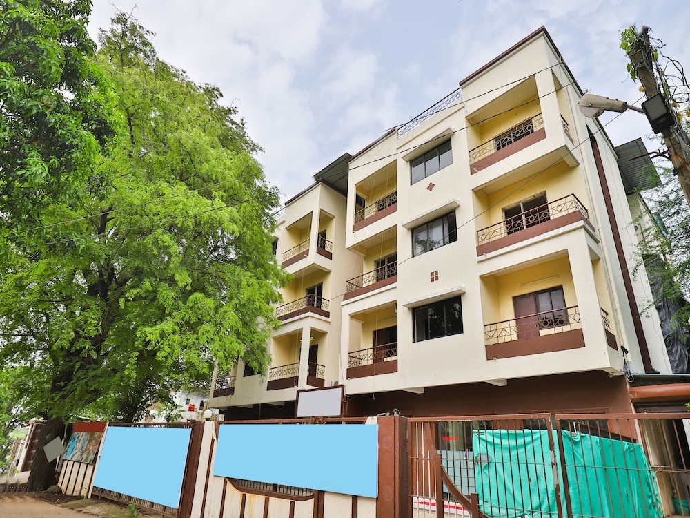 Hotel Ambica