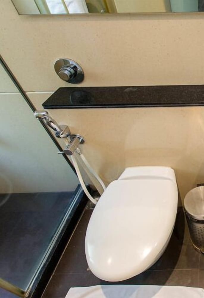 Citrus Hotel Lonavala