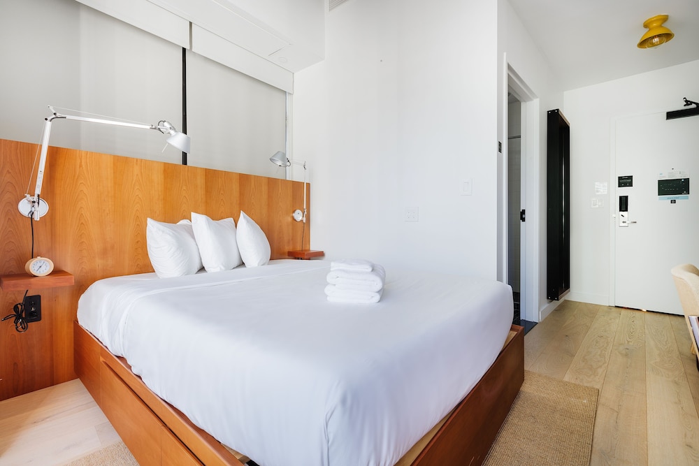 Placemakr Wall Street