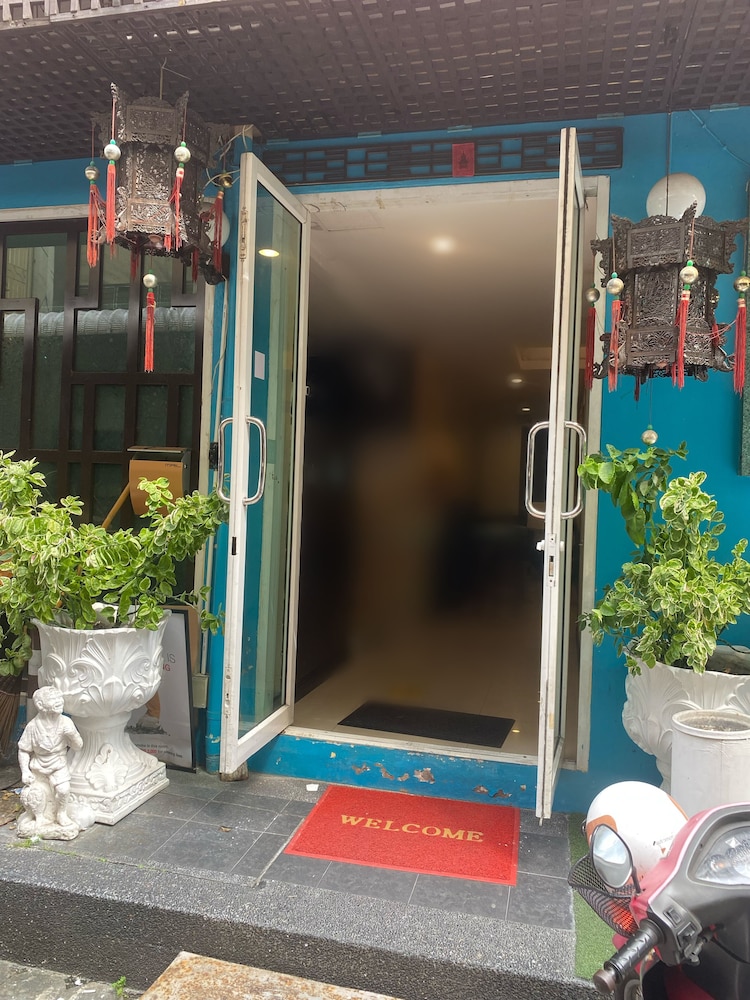 Arawana Express Chinatown