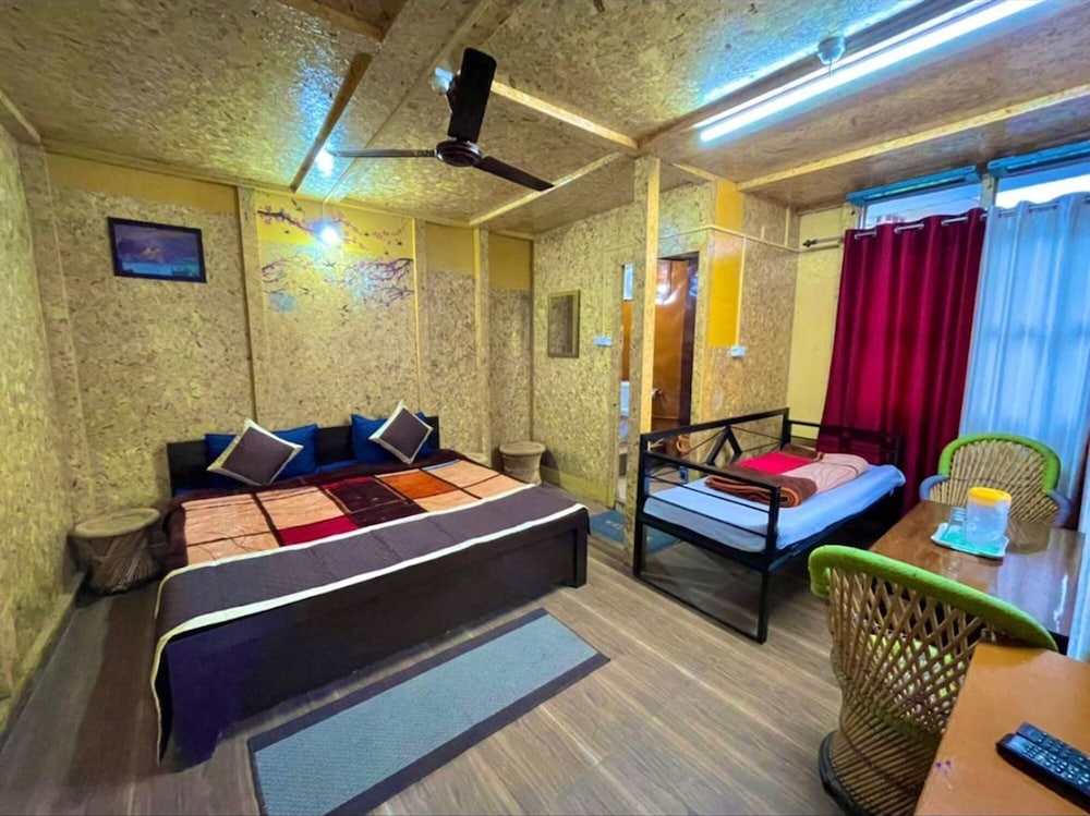 JJ's Village Eco Resort, Nainital