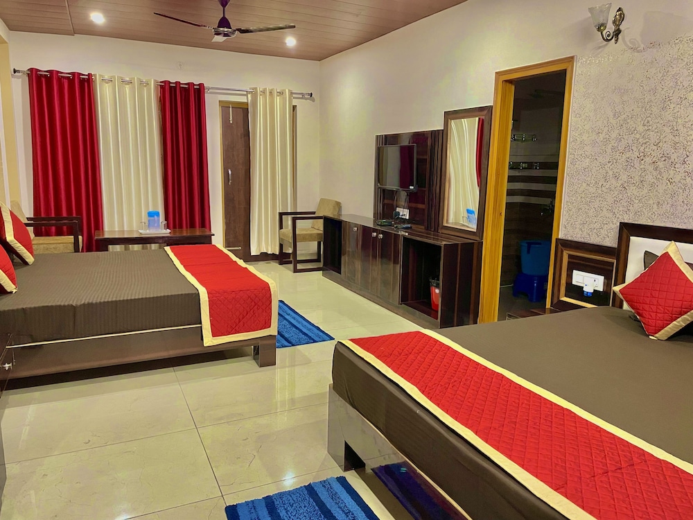 JJ's Village Eco Resort, Nainital