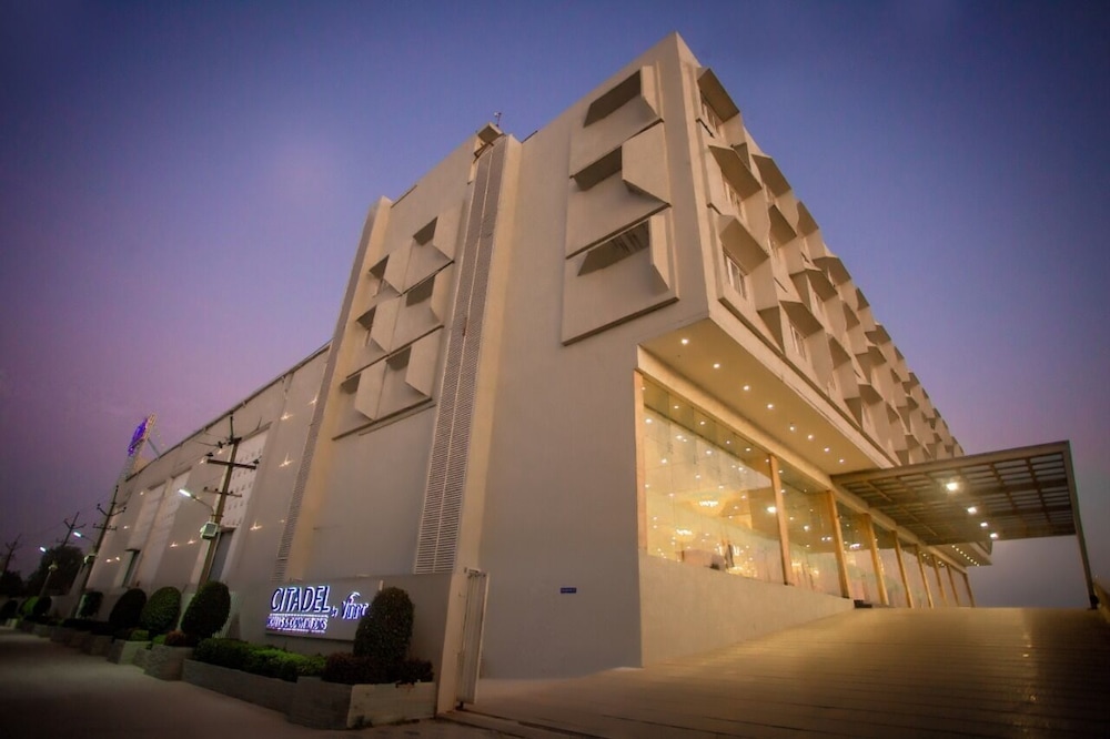 Citadel Hotels & Conventions By Vinnca