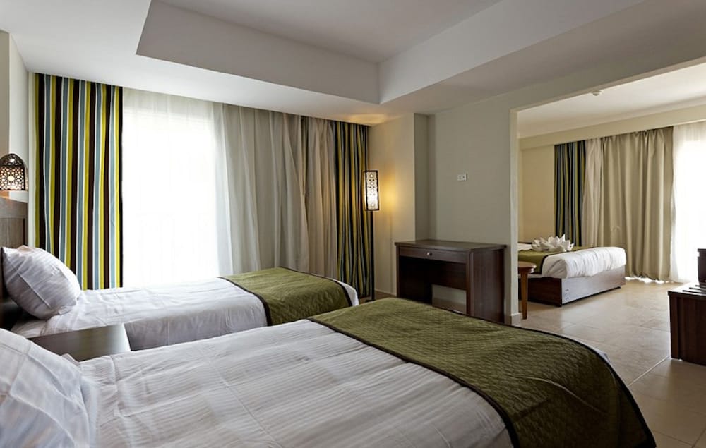Royal Star Empire Beach Resort