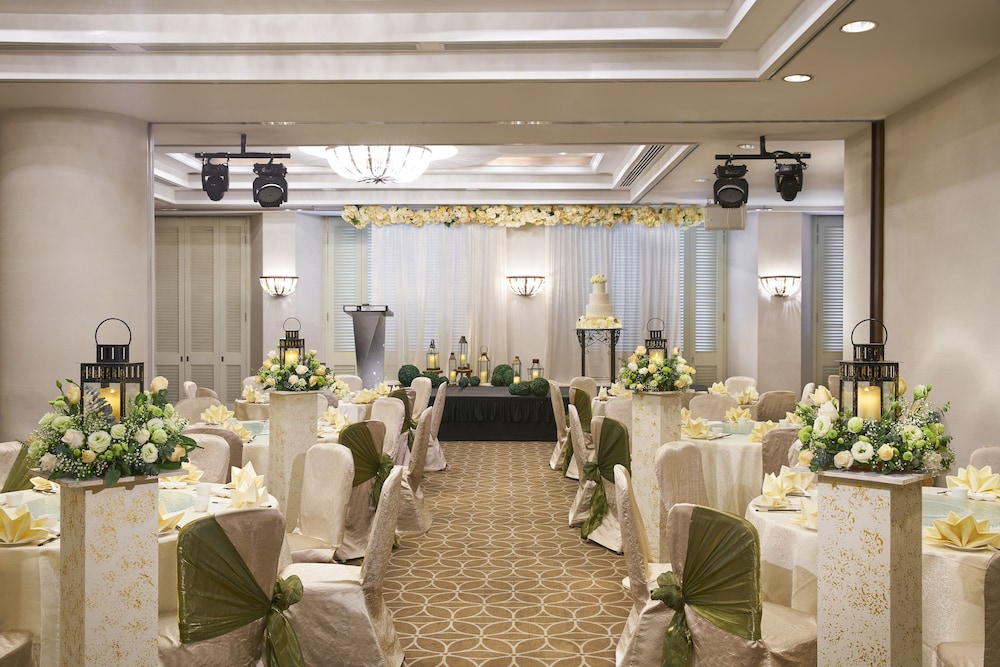 Rendezvous Hotel Singapore by Far East Hospitality