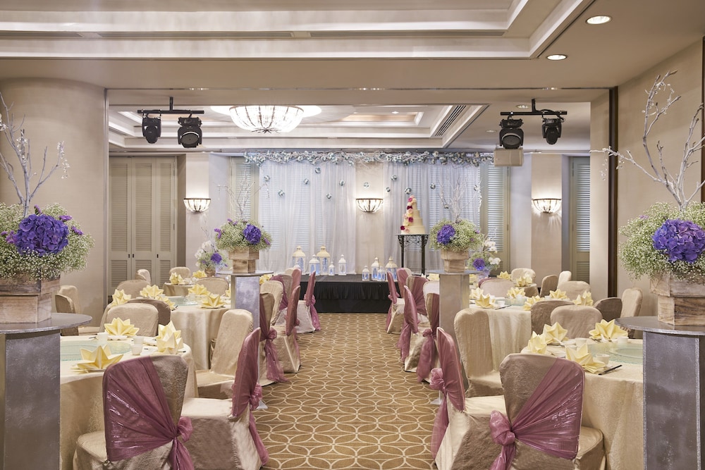 Rendezvous Hotel Singapore by Far East Hospitality