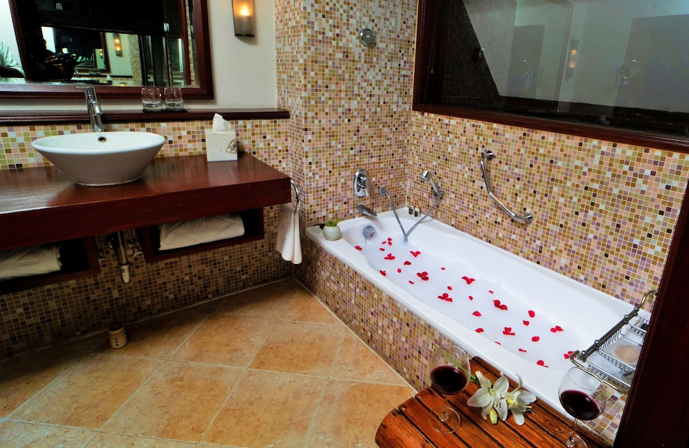 Taj Green Cove Resort & Spa, Kovalam