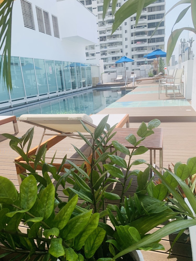 Night Hotel Bangkok - Sukhumvit 15