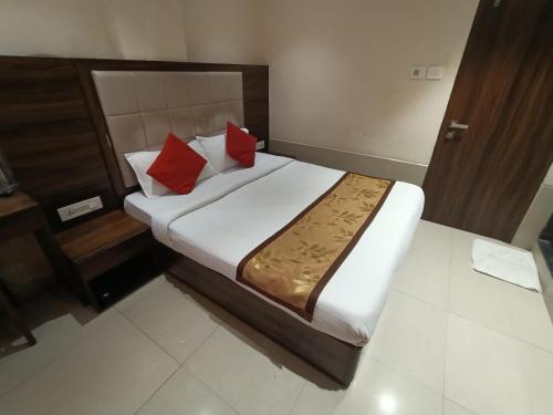 Regal Residency