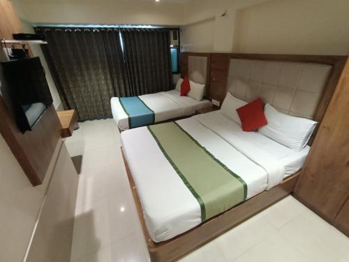 Regal Residency