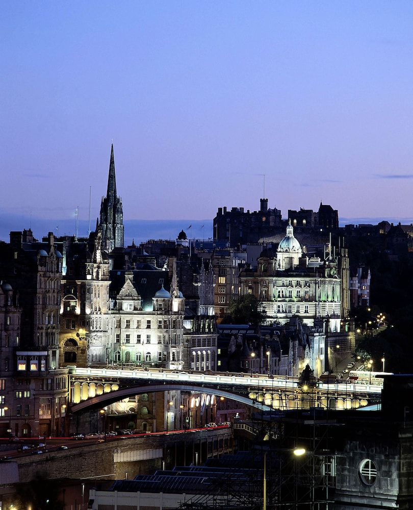 Holiday Inn Express Edinburgh City Centre By IHG