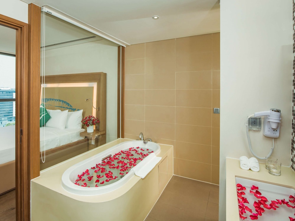 Novotel Danang Premier Han River