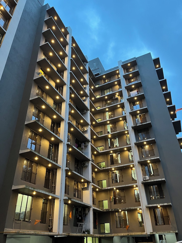 Aleta Residency