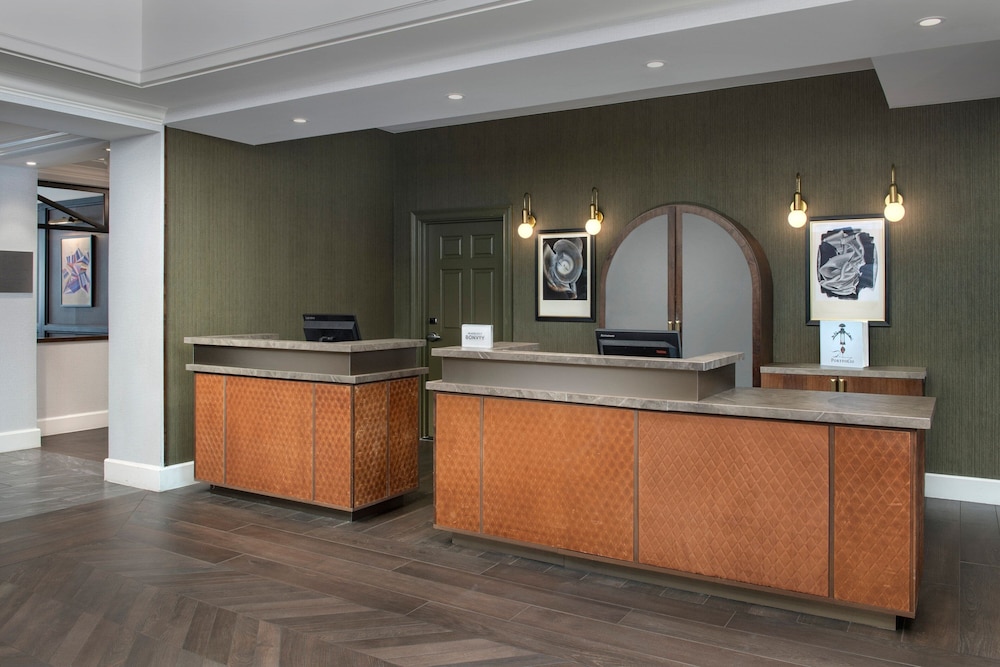 Courtyard by Marriott Savannah Downtown/Historic District