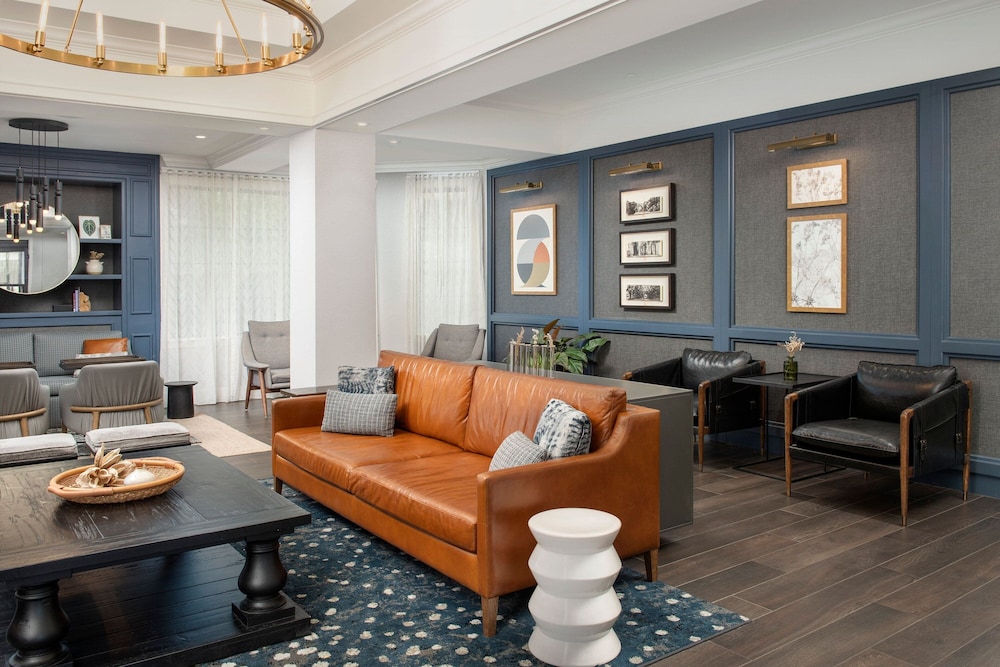 Courtyard by Marriott Savannah Downtown/Historic District