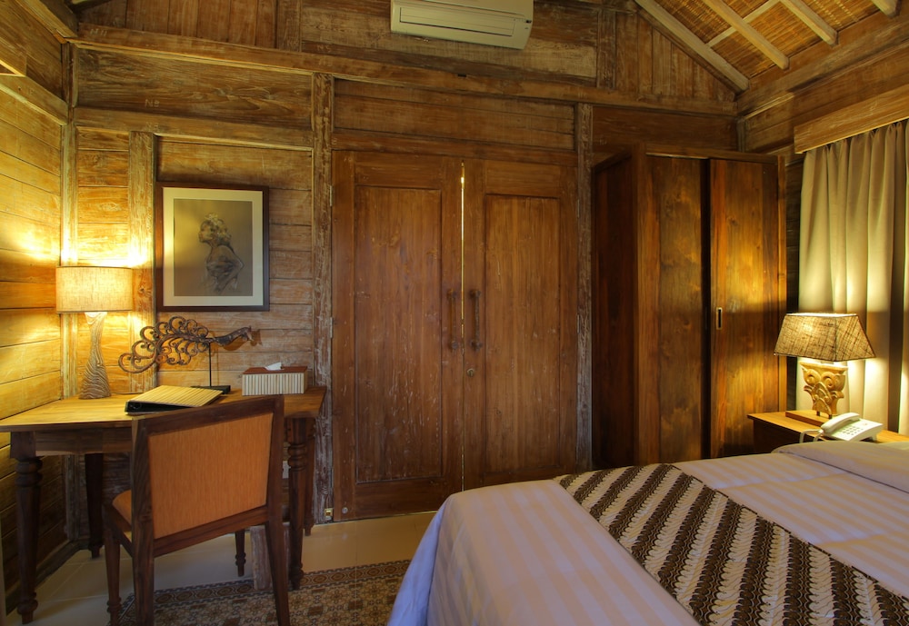 Suarti Boutique Village