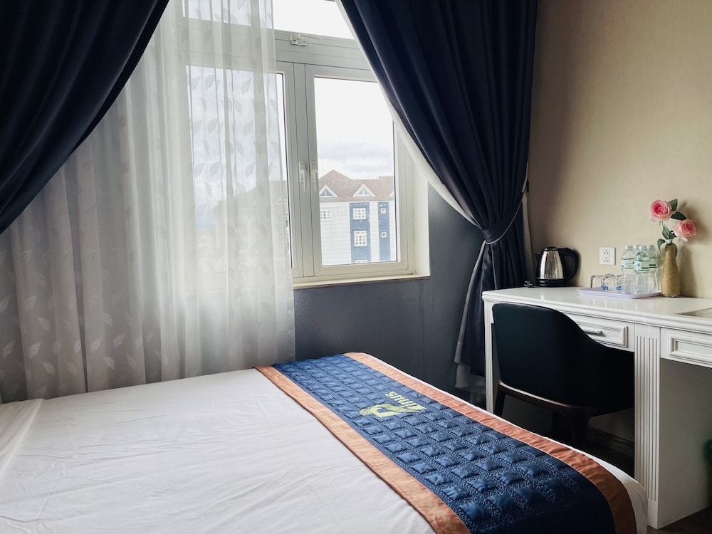 Pinus Hotel